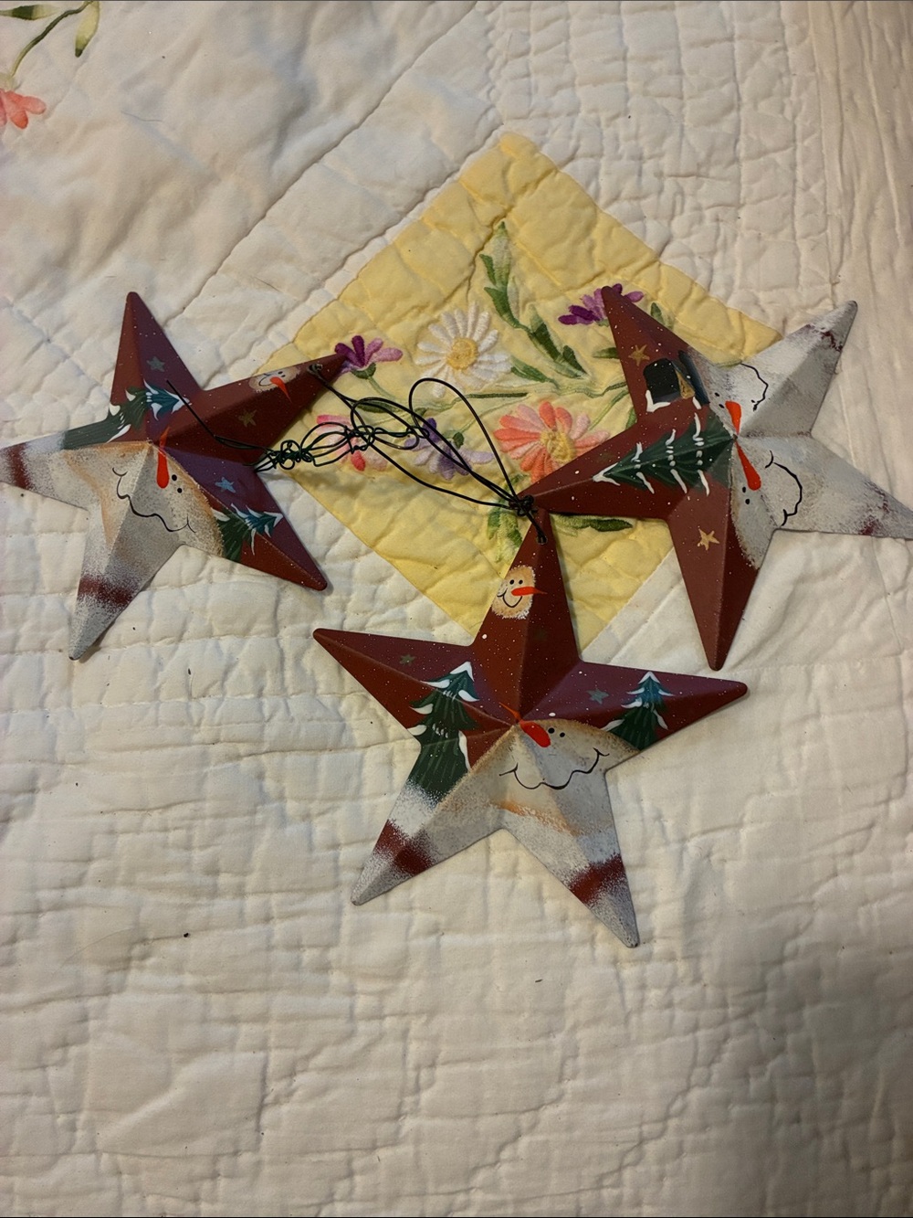 Hand-Painted Red Star Holiday Ornaments with Green Tree Accents - Unbranded